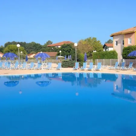 Daire Avec Piscine, Tennis Et Terrasse A - Ideal Famille - Fr-1-379-164